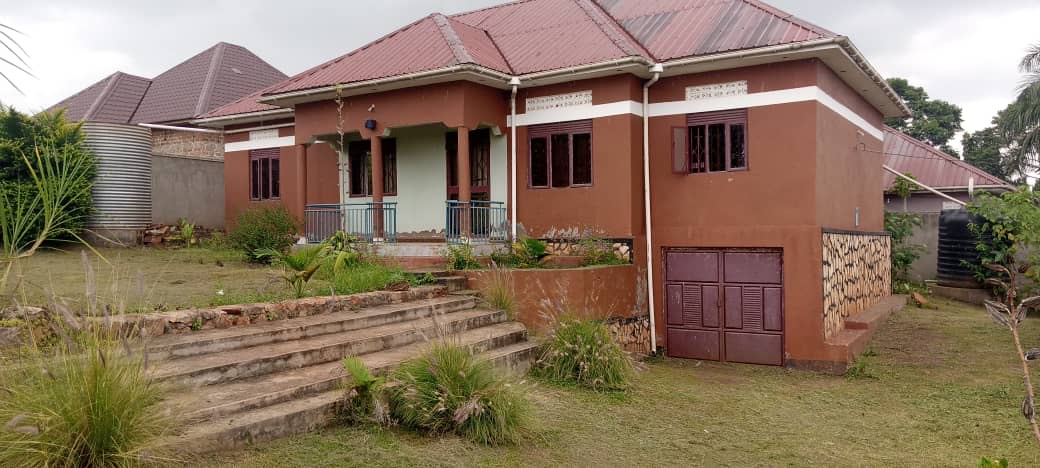 e180da67-2c6a-47c5-8d56-1158f91e1c5d