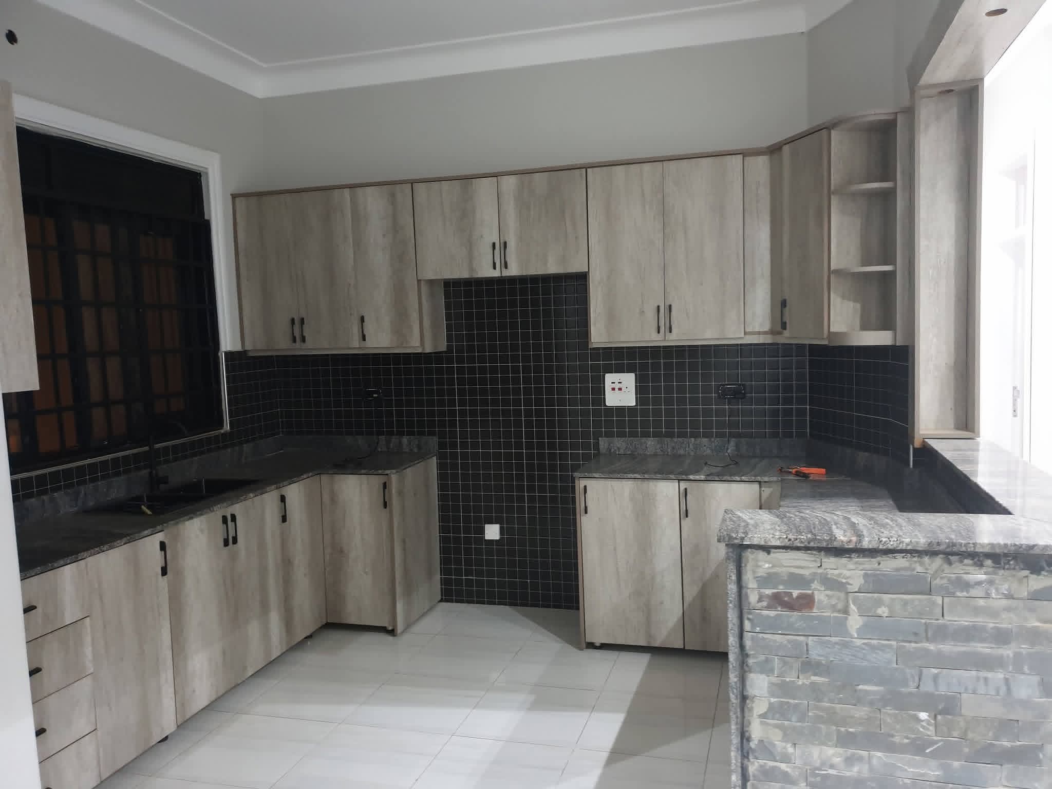 03aff4f8-226b-4fd3-9168-75528d975a86