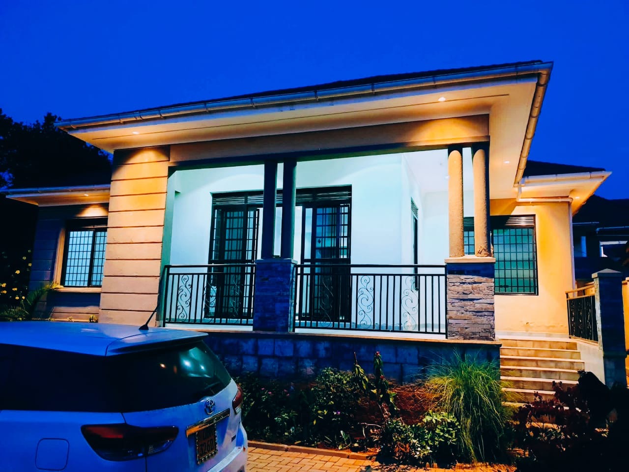 720a0d17-644d-474e-b901-a692db801f56