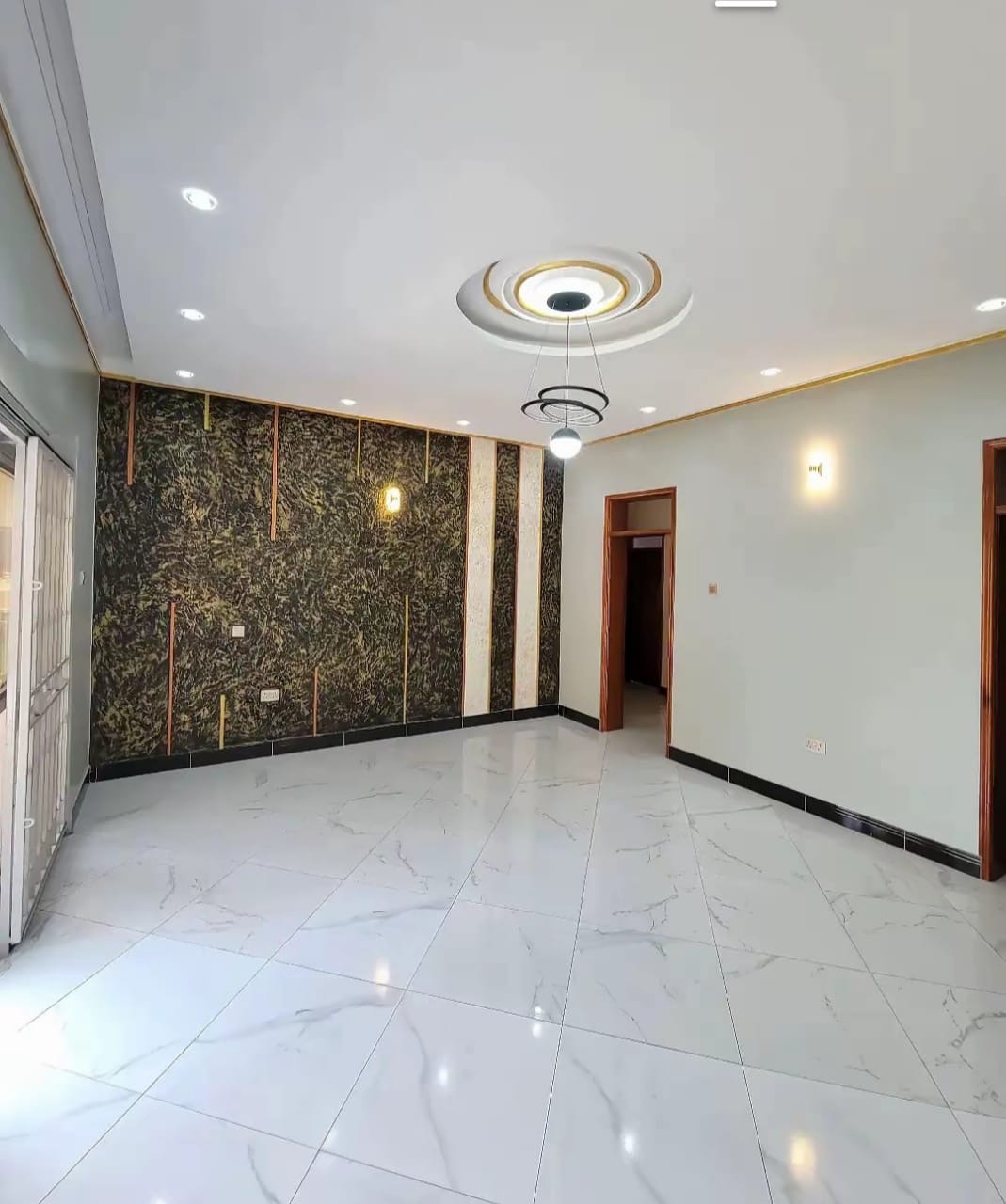 81207c7d-9993-4fb1-998b-31970c2bbd8d