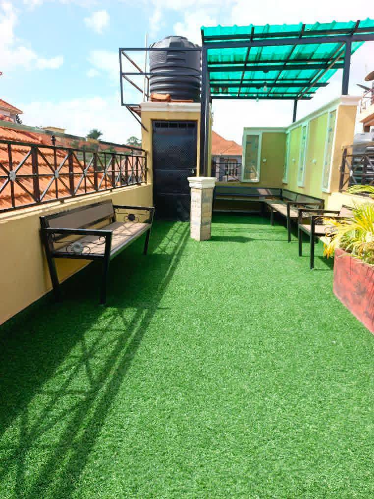 f82fdb6f-74e1-433c-b477-047a3062dcbe